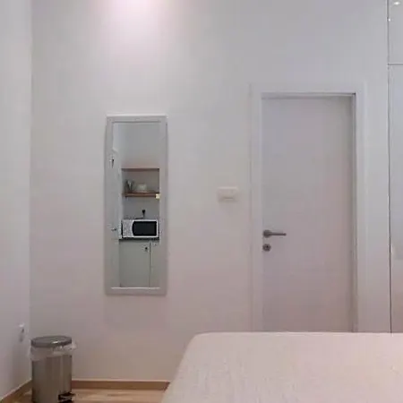 Hotel 3 Flowers On Rokova St-5 Min To Old Town 3*